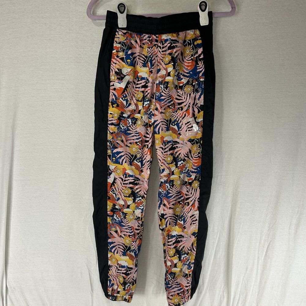 The North Face Women's Size XS Printed Hydrenaline 2000 Windwall Jogger Pants